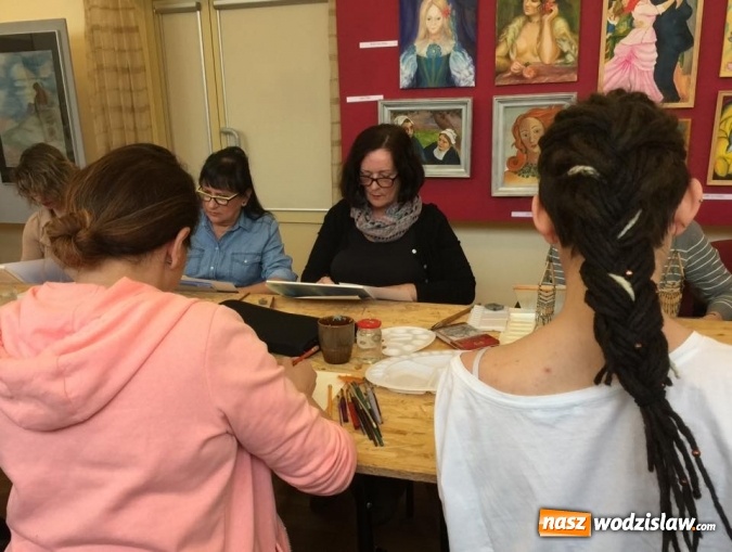 Zdjęcie w galerii na portalu naszwodzislaw.com: Akwarelowe warsztaty portretu z Kariną Jaźwińską w radlińskim MOK-u wiadomości z regionu