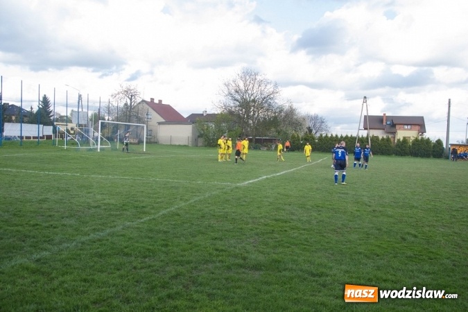 Zdjęcie w galerii na portalu naszwodzislaw.com: KS 25 Kokoszyce zaskoczył Owsiszcze wiadomości z regionu