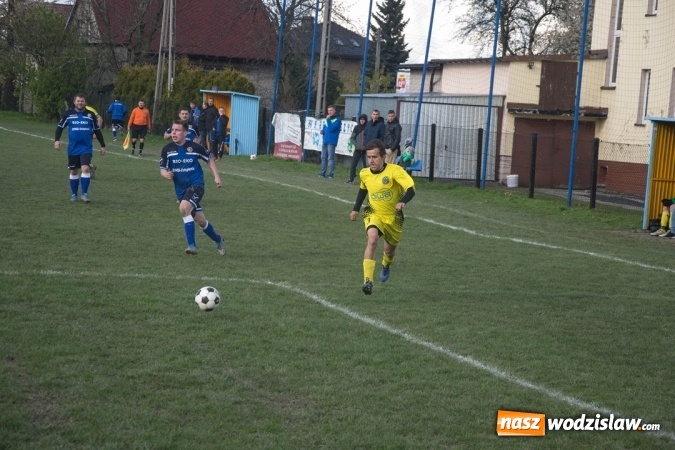 Zdjęcie w galerii na portalu naszwodzislaw.com: KS 25 Kokoszyce zaskoczył Owsiszcze wiadomości z regionu