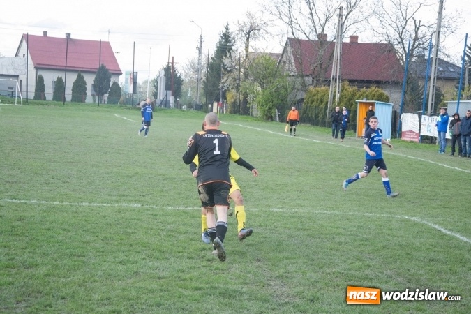 Zdjęcie w galerii na portalu naszwodzislaw.com: KS 25 Kokoszyce zaskoczył Owsiszcze wiadomości z regionu