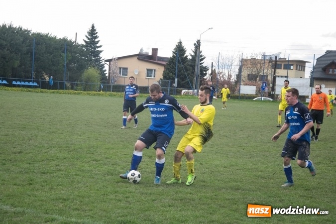 Zdjęcie w galerii na portalu naszwodzislaw.com: KS 25 Kokoszyce zaskoczył Owsiszcze wiadomości z regionu