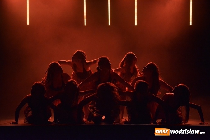 Zdjęcie w galerii na portalu naszwodzislaw.com: Wojownik światła na deskach WCK wiadomości z regionu