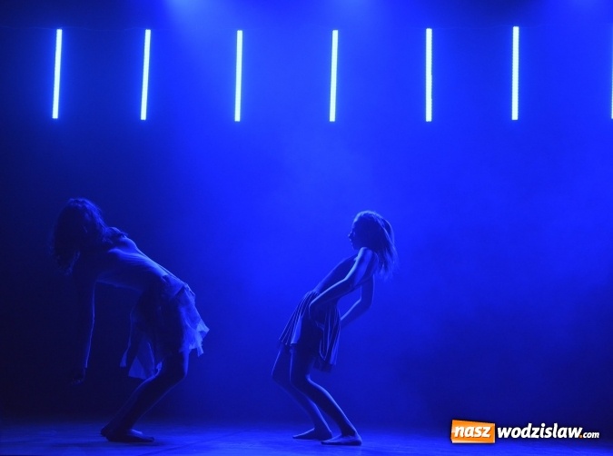 Zdjęcie w galerii na portalu naszwodzislaw.com: Wojownik światła na deskach WCK wiadomości z regionu