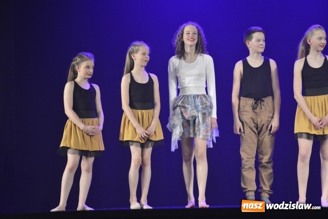 Zdjęcie w galerii na portalu naszwodzislaw.com: Wojownik światła na deskach WCK wiadomości z regionu