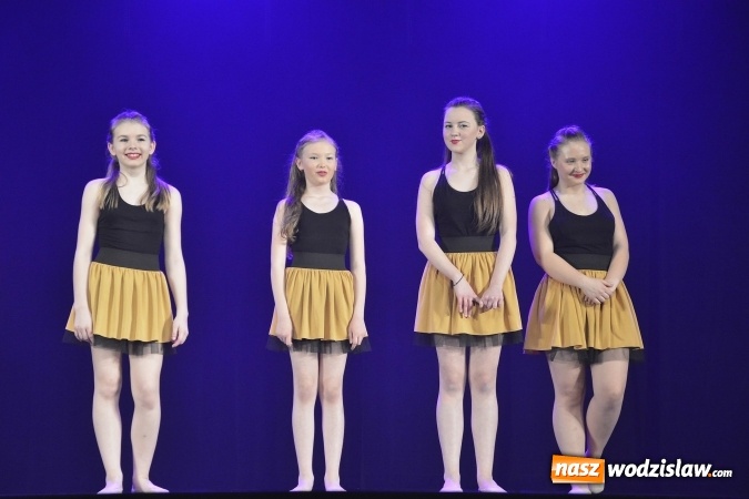 Zdjęcie w galerii na portalu naszwodzislaw.com: Wojownik światła na deskach WCK wiadomości z regionu