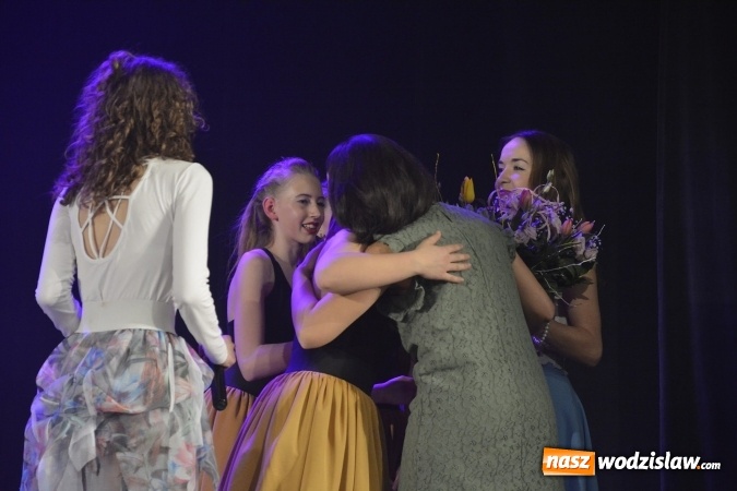 Zdjęcie w galerii na portalu naszwodzislaw.com: Wojownik światła na deskach WCK wiadomości z regionu