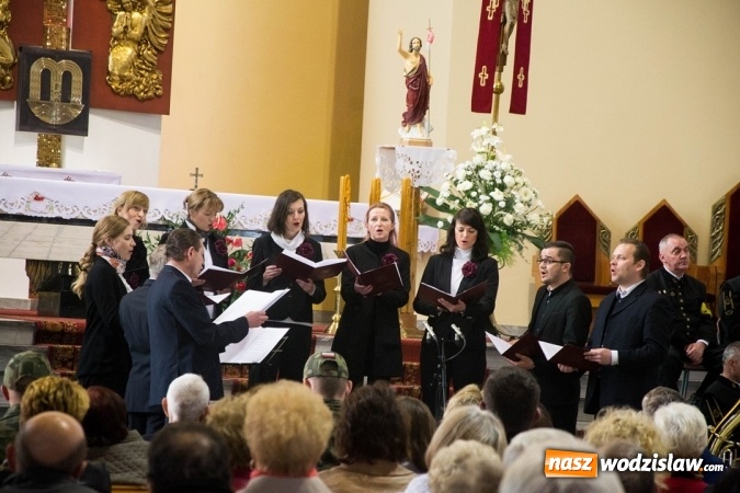 Zdjęcie w galerii na portalu naszwodzislaw.com: Koncert w hołdzie Ojcu Świętemu Janowi Pawłowi Wielkiemu wiadomości z regionu