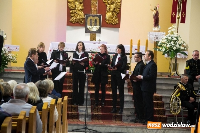 Zdjęcie w galerii na portalu naszwodzislaw.com: Koncert w hołdzie Ojcu Świętemu Janowi Pawłowi Wielkiemu wiadomości z regionu