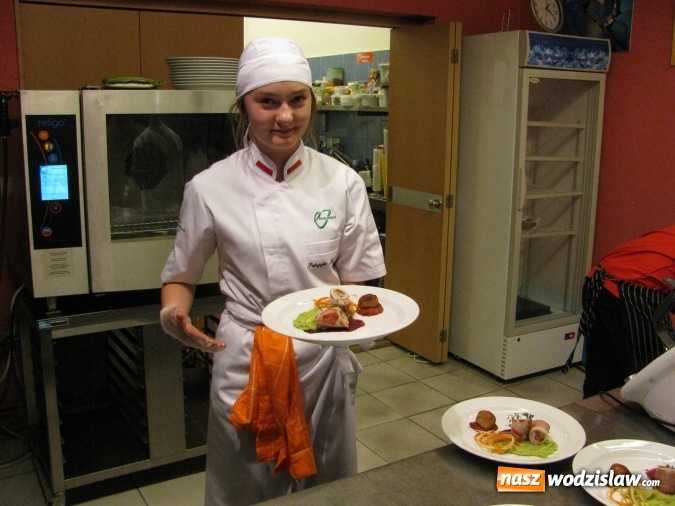 Zdjęcie w galerii na portalu naszwodzislaw.com: 2 x srebro dla reprezentantów Ekonomika na Międzynarodowym Konkursie Gastronomicznym w Czechach wiadomości z regionu