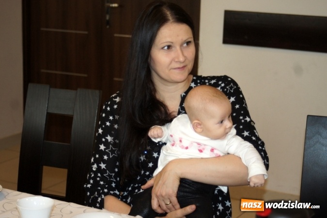 Zdjęcie w galerii na portalu naszwodzislaw.com: S&oacute;wki rozdane! Spotkanie z najmłodszymi mieszkańcami Gminy Mszana za nami wiadomości z regionu