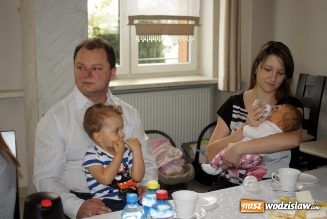Zdjęcie w galerii na portalu naszwodzislaw.com: S&oacute;wki rozdane! Spotkanie z najmłodszymi mieszkańcami Gminy Mszana za nami wiadomości z regionu