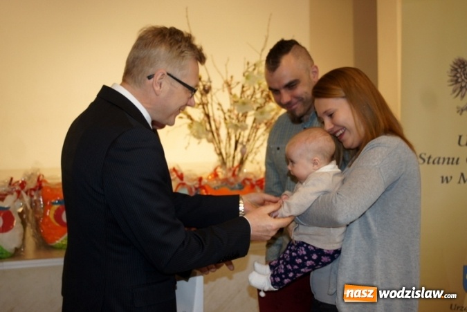 Zdjęcie w galerii na portalu naszwodzislaw.com: S&oacute;wki rozdane! Spotkanie z najmłodszymi mieszkańcami Gminy Mszana za nami wiadomości z regionu