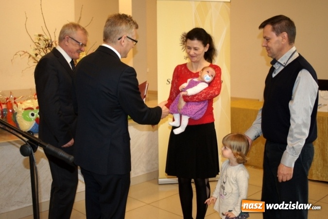Zdjęcie w galerii na portalu naszwodzislaw.com: S&oacute;wki rozdane! Spotkanie z najmłodszymi mieszkańcami Gminy Mszana za nami wiadomości z regionu