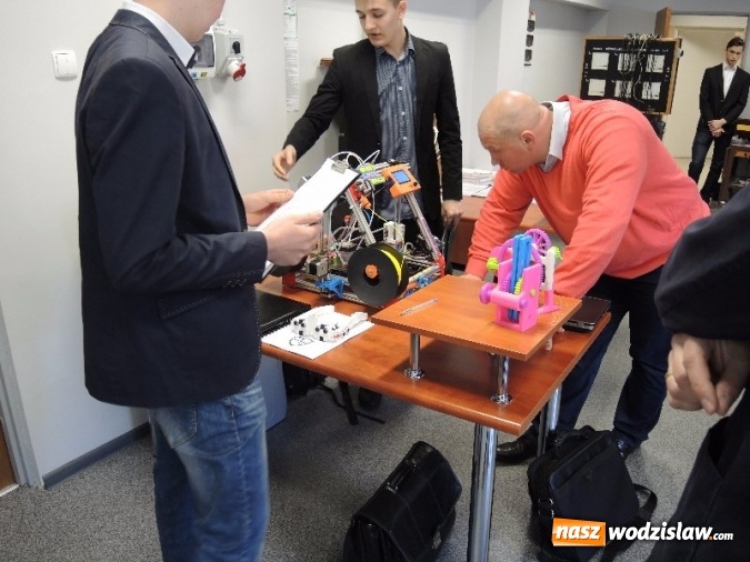 Zdjęcie w galerii na portalu naszwodzislaw.com: Kreatywni mechatronicy z PCKZiU na podium! wiadomości z regionu