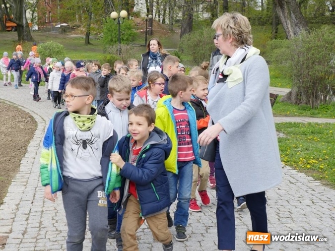 Zdjęcie w galerii na portalu naszwodzislaw.com: 760 drzew na 760-lecie Wodzisławia Śląskiego. Nowe nasadzenia na terenie miasta wiadomości z regionu
