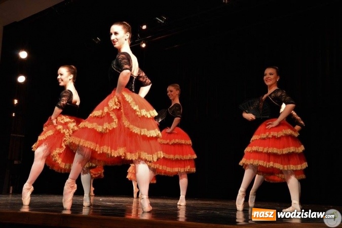 Zdjęcie w galerii na portalu naszwodzislaw.com: Amerykańska grupa baletowa Ballet Magnificat na scenie radlińskiego MOK-u wiadomości z regionu
