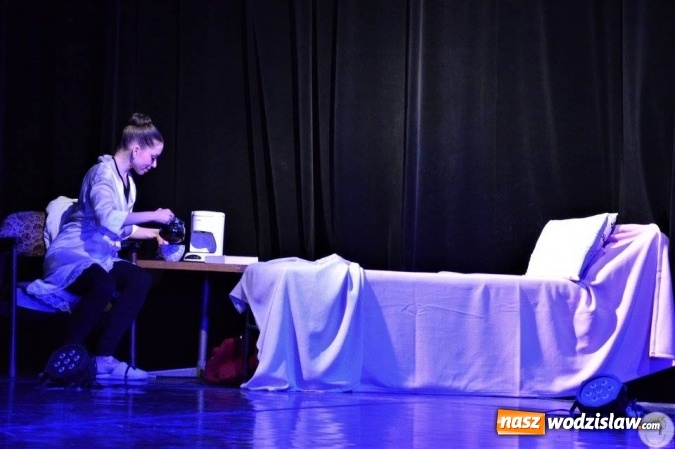 Zdjęcie w galerii na portalu naszwodzislaw.com: Amerykańska grupa baletowa Ballet Magnificat na scenie radlińskiego MOK-u wiadomości z regionu