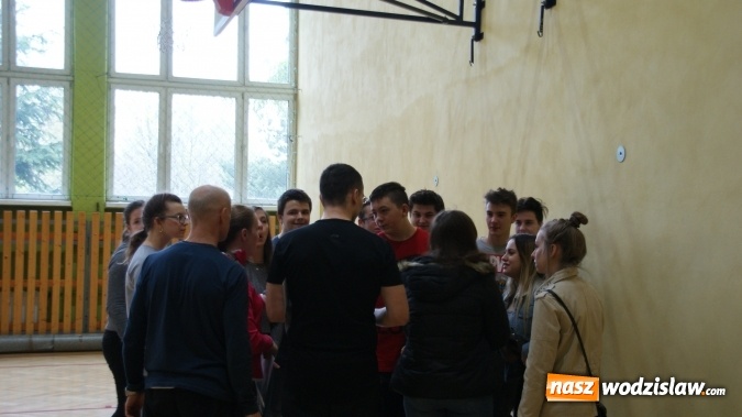 Zdjęcie w galerii na portalu naszwodzislaw.com: Podróż po Ekonomiku - niecodzienne warsztaty dla gimnazjalistów wiadomości z regionu