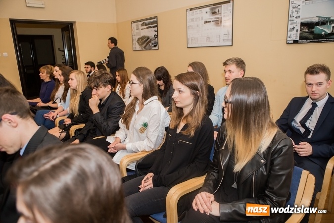 Zdjęcie w galerii na portalu naszwodzislaw.com: Uroczyste wręczenie dyplomów na kierunku architektura PWSZ w Raciborzu wiadomości z regionu