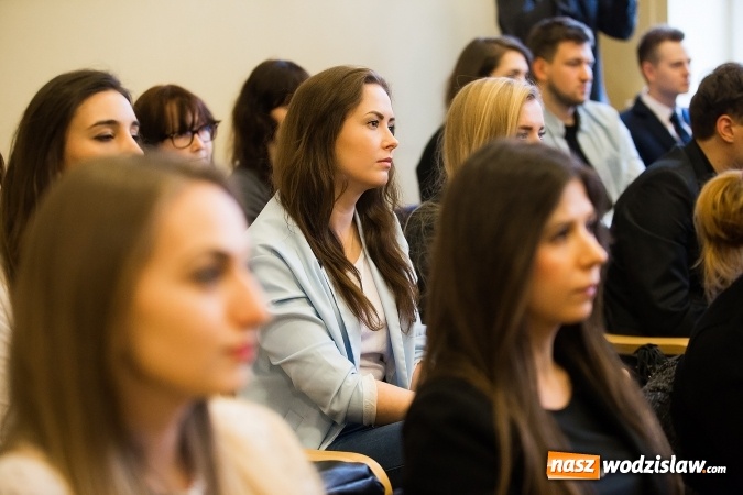 Zdjęcie w galerii na portalu naszwodzislaw.com: Uroczyste wręczenie dyplomów na kierunku architektura PWSZ w Raciborzu wiadomości z regionu