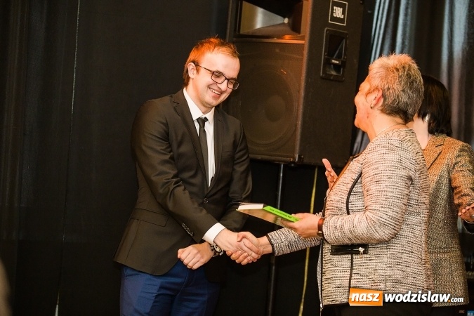 Zdjęcie w galerii na portalu naszwodzislaw.com: Uroczyste wręczenie dyplomów na kierunku architektura PWSZ w Raciborzu wiadomości z regionu