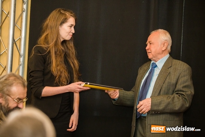 Zdjęcie w galerii na portalu naszwodzislaw.com: Uroczyste wręczenie dyplomów na kierunku architektura PWSZ w Raciborzu wiadomości z regionu