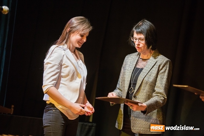 Zdjęcie w galerii na portalu naszwodzislaw.com: Uroczyste wręczenie dyplomów na kierunku architektura PWSZ w Raciborzu wiadomości z regionu