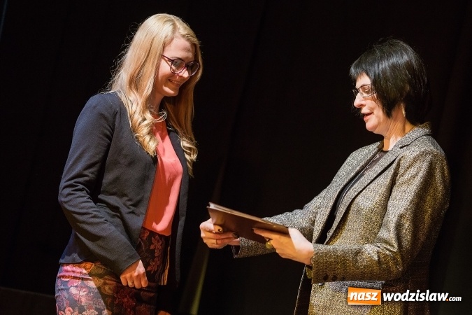 Zdjęcie w galerii na portalu naszwodzislaw.com: Uroczyste wręczenie dyplomów na kierunku architektura PWSZ w Raciborzu wiadomości z regionu