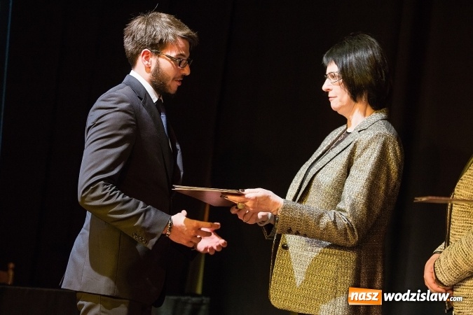 Zdjęcie w galerii na portalu naszwodzislaw.com: Uroczyste wręczenie dyplomów na kierunku architektura PWSZ w Raciborzu wiadomości z regionu