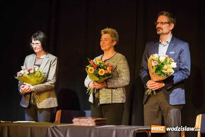 Zdjęcie w galerii na portalu naszwodzislaw.com: Uroczyste wręczenie dyplomów na kierunku architektura PWSZ w Raciborzu wiadomości z regionu