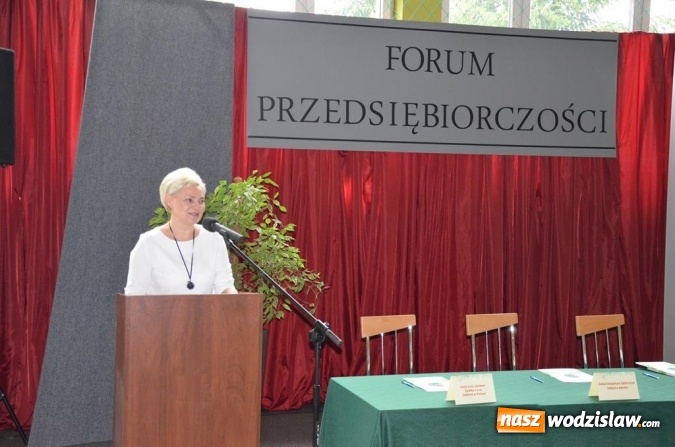 Zdjęcie w galerii na portalu naszwodzislaw.com: Forum Przedsiębiorczości: wodzisławski Ekonomik ramię w ramię z pracodawcami wiadomości z regionu