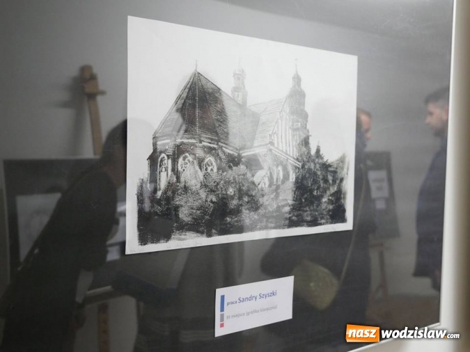 Zdjęcie w galerii na portalu naszwodzislaw.com: Start jubileuszowej wystawy prac uczniów Liceum Plastycznego wiadomości z regionu