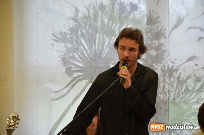 Zdjęcie w galerii na portalu naszwodzislaw.com: Maturzyści pożegnali szkoły wiadomości z regionu