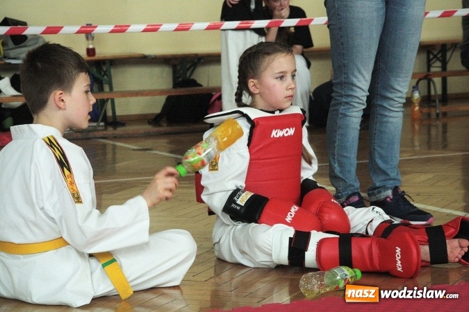 Zdjęcie w galerii na portalu naszwodzislaw.com: Walczą o puchar w&oacute;jta Marklowic wiadomości z regionu