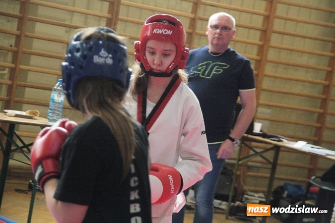 Zdjęcie w galerii na portalu naszwodzislaw.com: Walczą o puchar w&oacute;jta Marklowic wiadomości z regionu