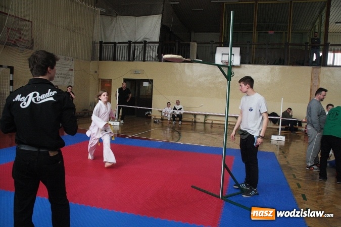 Zdjęcie w galerii na portalu naszwodzislaw.com: Walczą o puchar w&oacute;jta Marklowic wiadomości z regionu