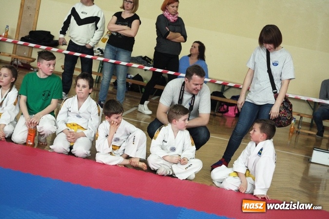 Zdjęcie w galerii na portalu naszwodzislaw.com: Walczą o puchar w&oacute;jta Marklowic wiadomości z regionu