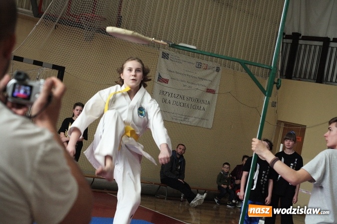 Zdjęcie w galerii na portalu naszwodzislaw.com: Walczą o puchar w&oacute;jta Marklowic wiadomości z regionu