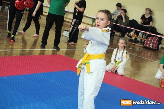 Zdjęcie w galerii na portalu naszwodzislaw.com: Walczą o puchar w&oacute;jta Marklowic wiadomości z regionu