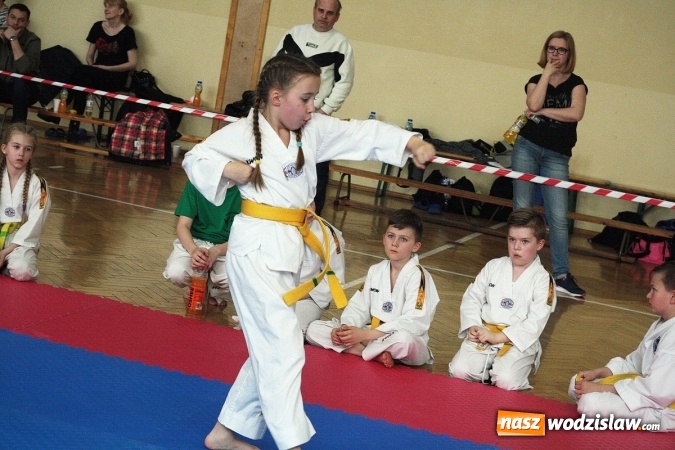 Zdjęcie w galerii na portalu naszwodzislaw.com: Walczą o puchar w&oacute;jta Marklowic wiadomości z regionu