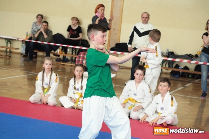 Zdjęcie w galerii na portalu naszwodzislaw.com: Walczą o puchar w&oacute;jta Marklowic wiadomości z regionu