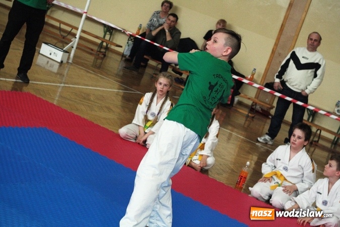 Zdjęcie w galerii na portalu naszwodzislaw.com: Walczą o puchar w&oacute;jta Marklowic wiadomości z regionu