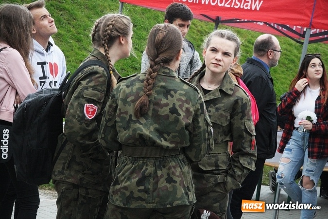 Zdjęcie w galerii na portalu naszwodzislaw.com: Piknik Edukacyjny w Rodzinnym Parku Rozrywki wiadomości z regionu