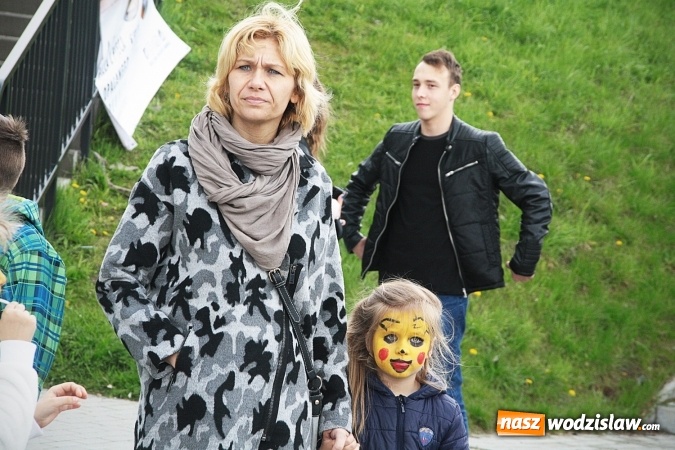 Zdjęcie w galerii na portalu naszwodzislaw.com: Piknik Edukacyjny w Rodzinnym Parku Rozrywki wiadomości z regionu