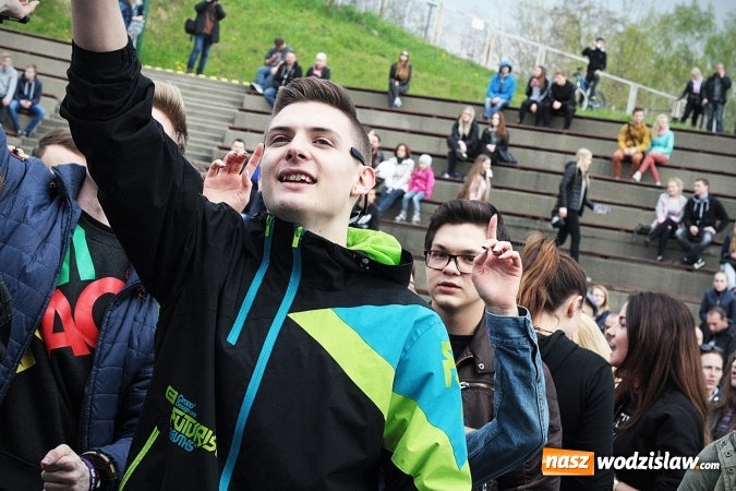 Zdjęcie w galerii na portalu naszwodzislaw.com: Piknik Edukacyjny w Rodzinnym Parku Rozrywki wiadomości z regionu