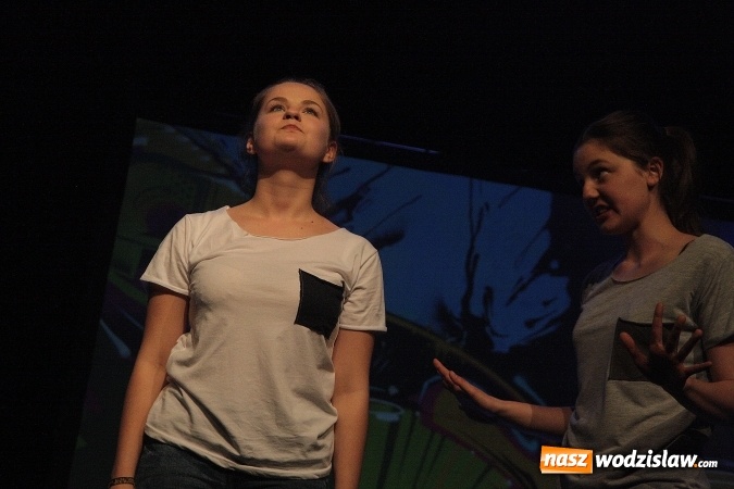 Zdjęcie w galerii na portalu naszwodzislaw.com: Jak odnaleźć się w cyberrzeczywistości? Teatr Szydło o nowych technologiach na scenie WCK wiadomości z regionu