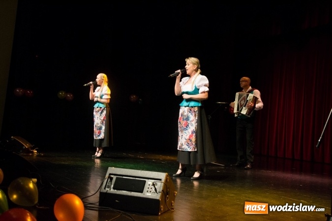 Zdjęcie w galerii na portalu naszwodzislaw.com: Pomagamy Monice Szewczyk. Koncert w Rydułtowach wiadomości z regionu