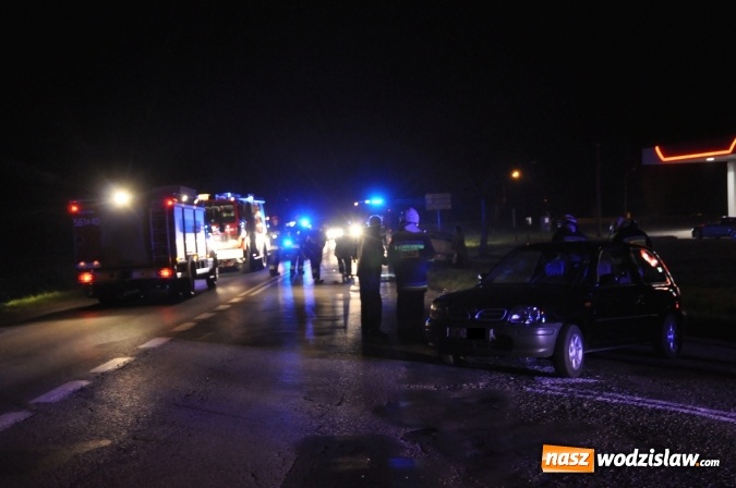 Zdjęcie w galerii na portalu naszwodzislaw.com: Nissan z powiatu wodzisławskiego zderzył się z oplem tigrą w Rzuchowie wiadomości z regionu