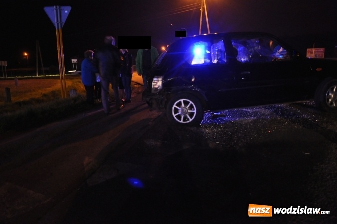 Zdjęcie w galerii na portalu naszwodzislaw.com: Nissan z powiatu wodzisławskiego zderzył się z oplem tigrą w Rzuchowie wiadomości z regionu