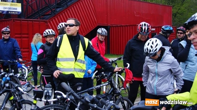Zdjęcie w galerii na portalu naszwodzislaw.com: Rowerem po Wodzisławiu. Tym razem pogoda nie przeszkodziła wiadomości z regionu